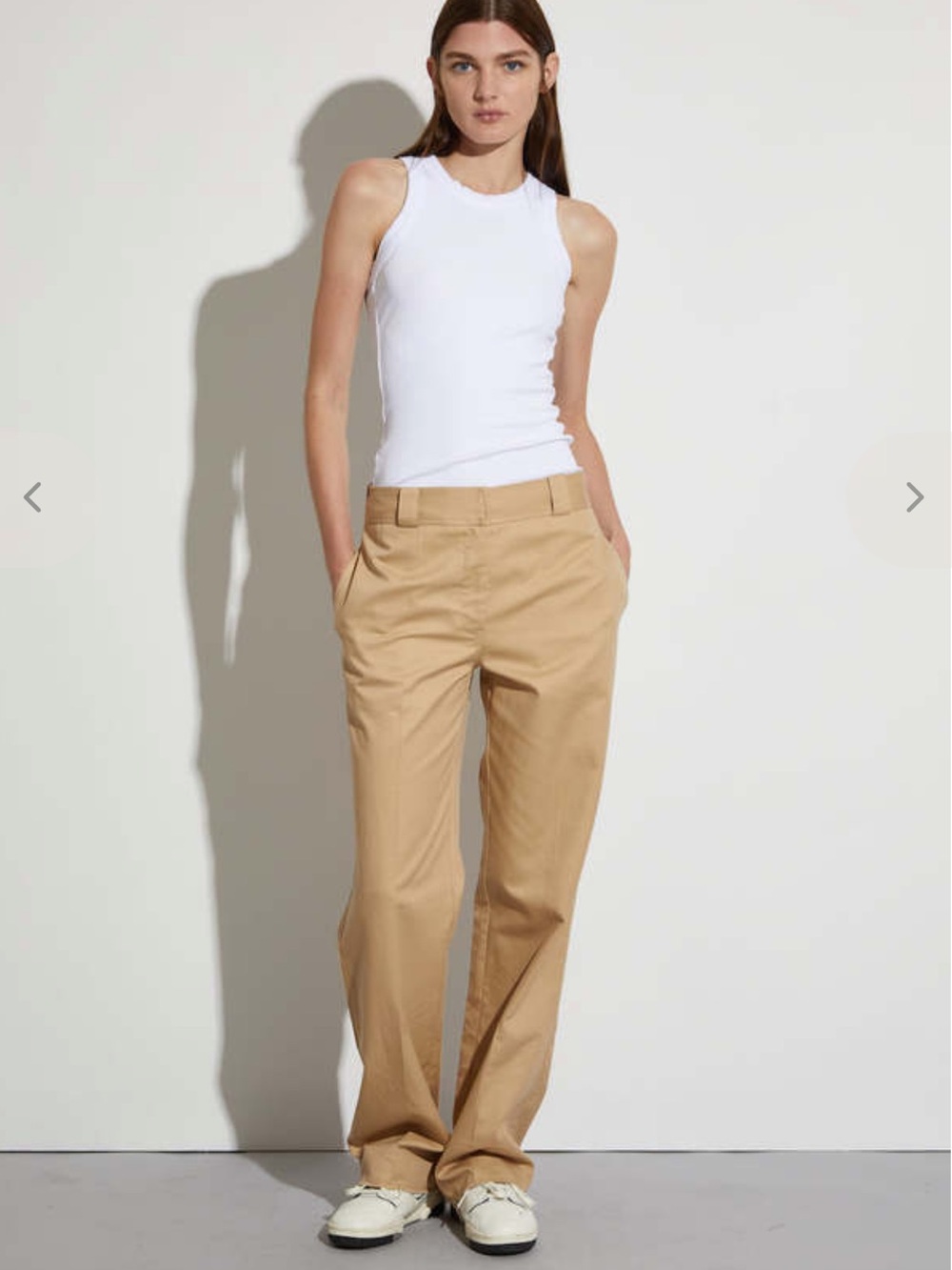 New with tags Saint Art NESSA MID-RISE STRAIGHT LEG PANT in Khaki.  Size XXS